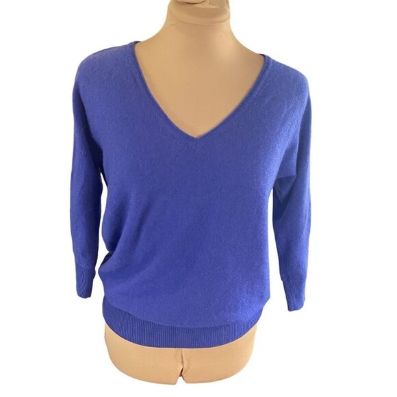 Chico's Sweaters - Chico's SZ 0 (S) Purple 100% Cashmere V-neck Sweater Quiet Luxury Old Money